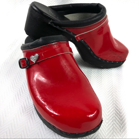 c and c clogs